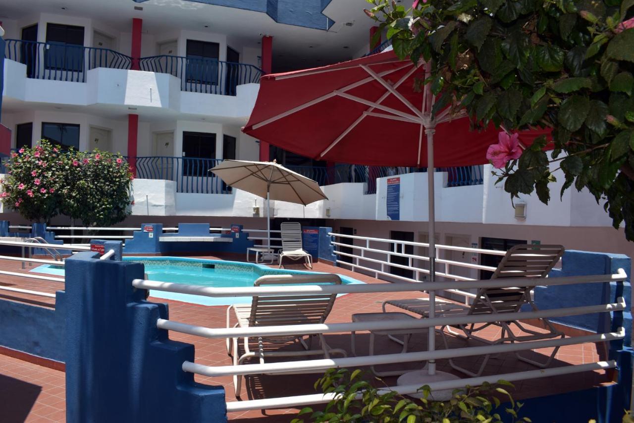 Hotel Mediterraneo Rosarito Extérieur photo