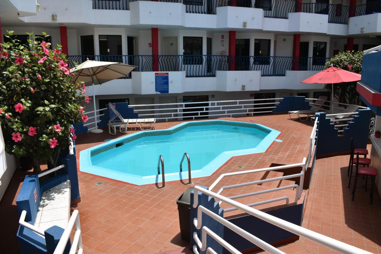 Hotel Mediterraneo Rosarito Extérieur photo
