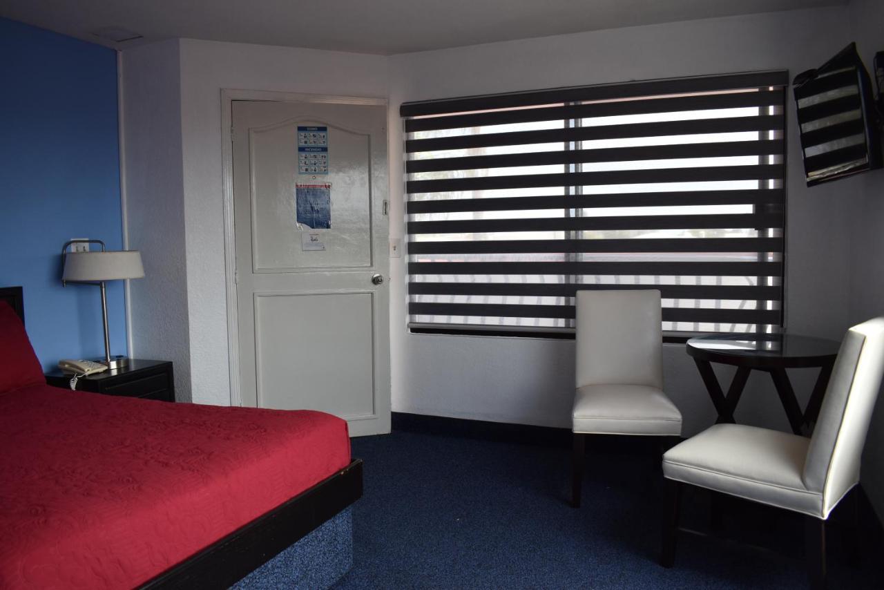 Hotel Mediterraneo Rosarito Extérieur photo