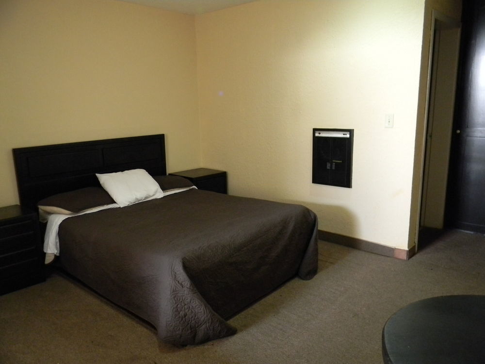 Hotel Mediterraneo Rosarito Extérieur photo