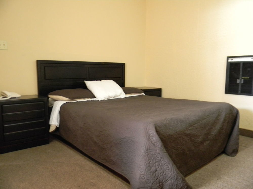 Hotel Mediterraneo Rosarito Extérieur photo